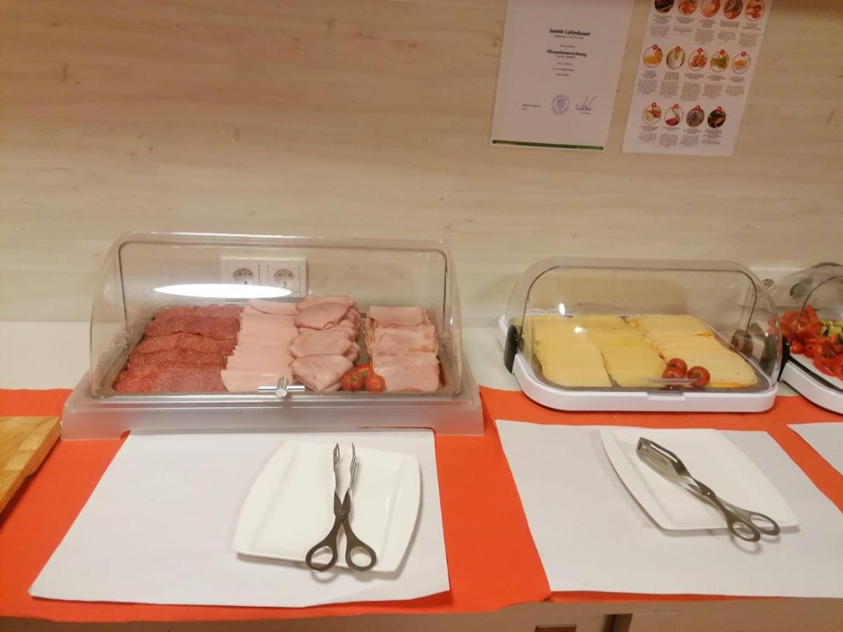 Msc Hotel Neunkirchen Ngoại thất bức ảnh